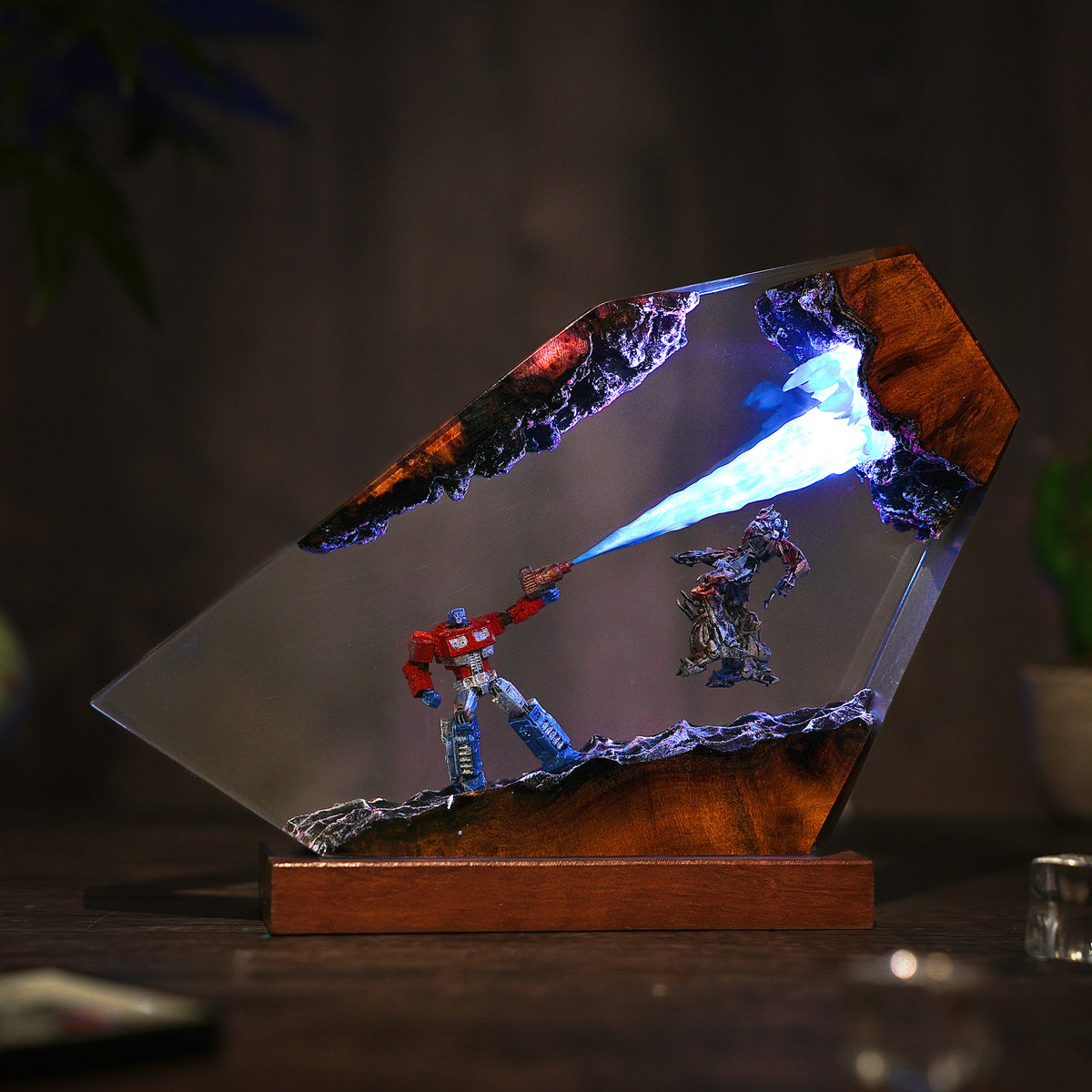 Optimus VS Megatron Resin lamp