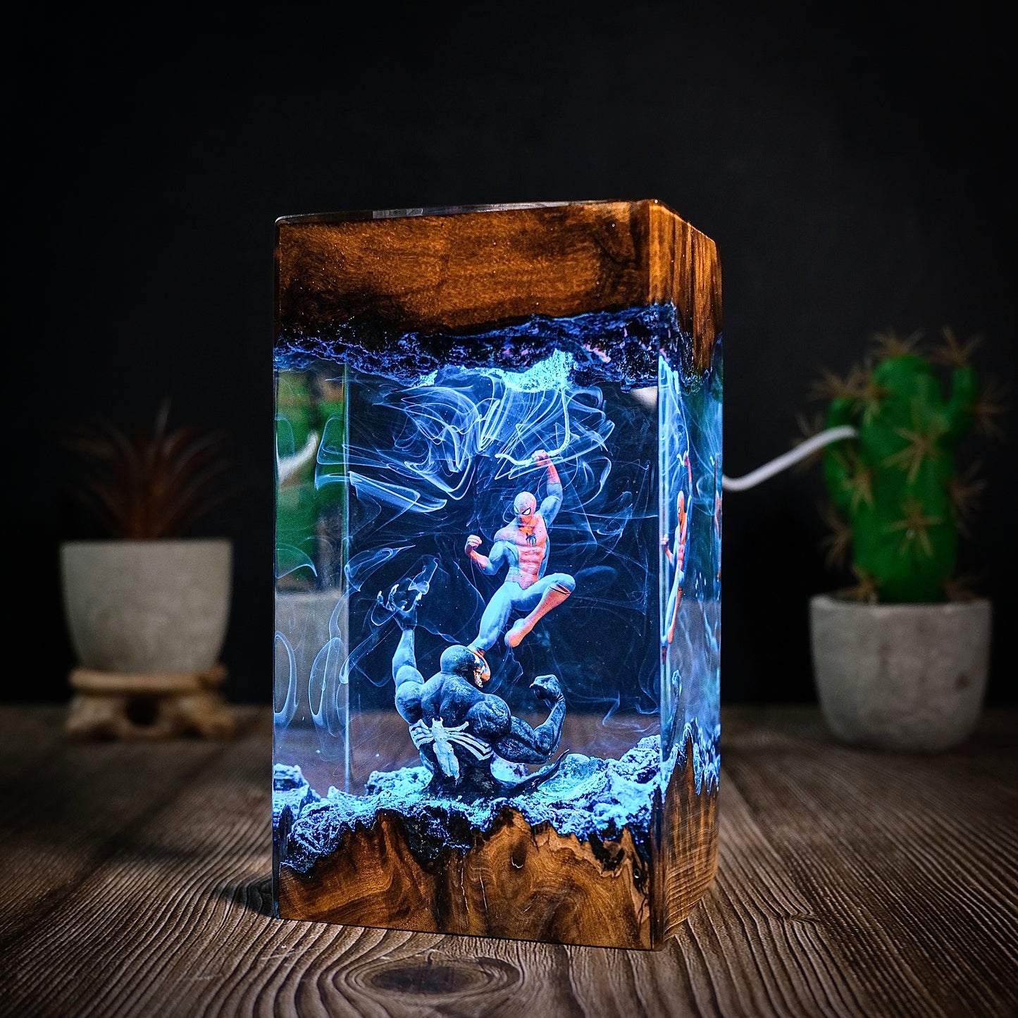 Sticky Webs & Dark Ooze: The Ultimate Duel Resin Lamp