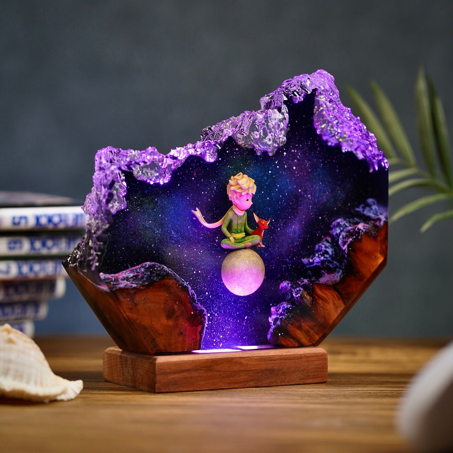 Asteroid B-612: Eternal Friendship Resin Lamp