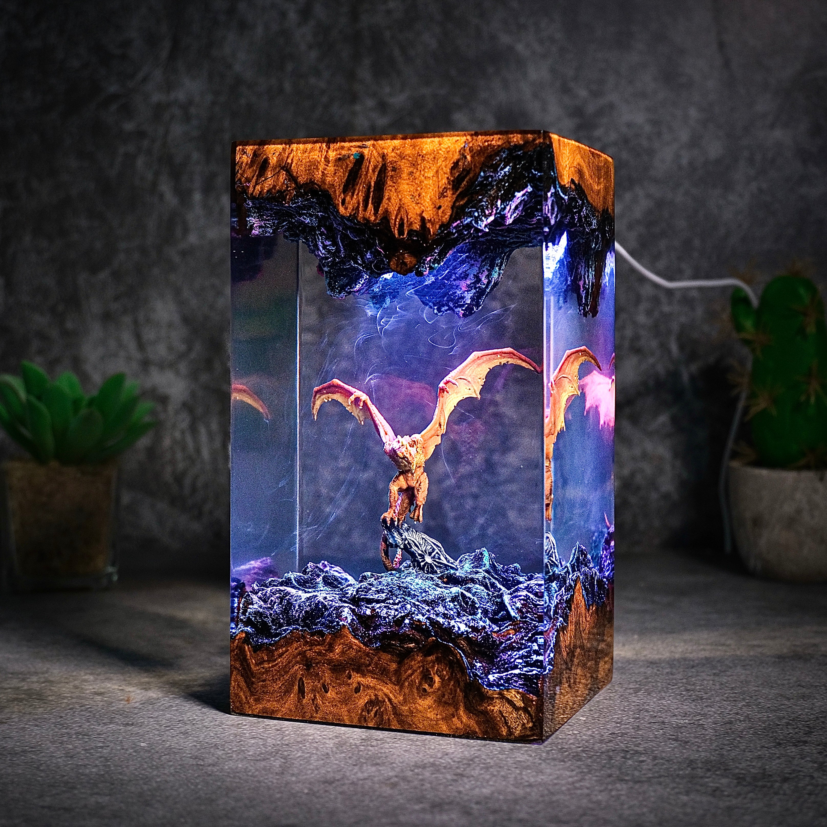 Fire Legend Dragon Resin lamp