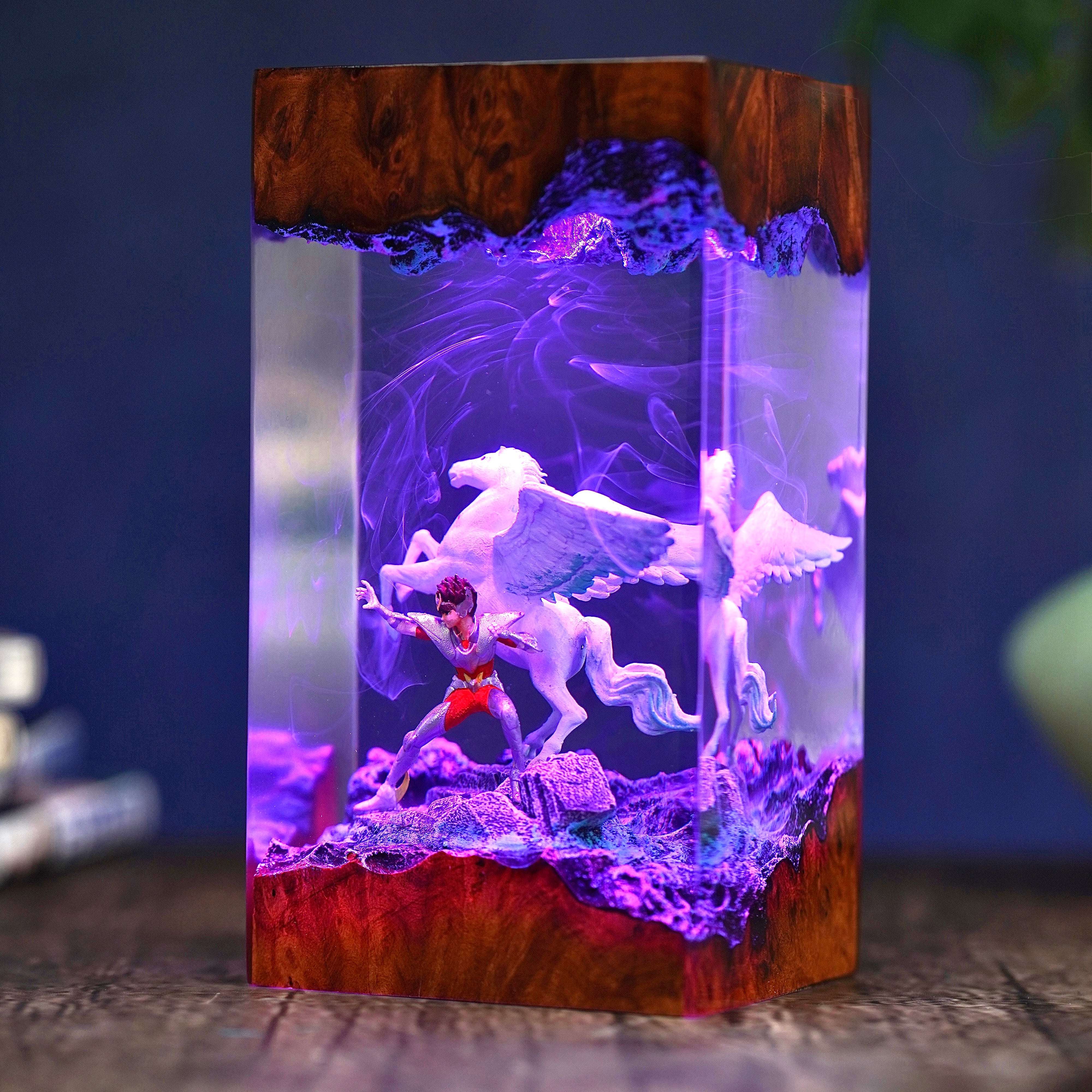 Saint Seiya Pegasus Resin lamp