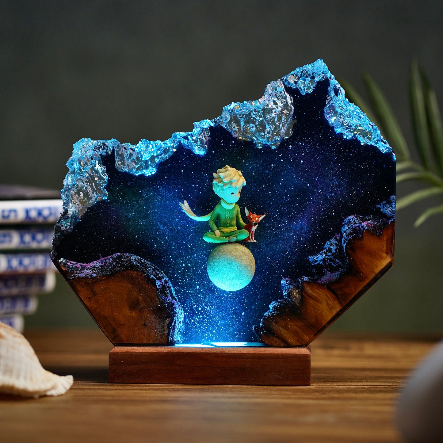 Asteroid B-612: Eternal Friendship Resin Lamp