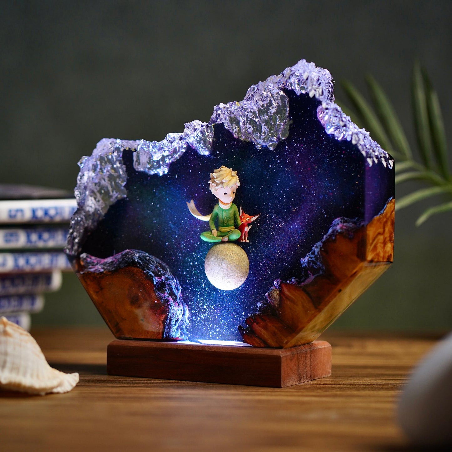 Asteroid B-612: Eternal Friendship Resin Lamp