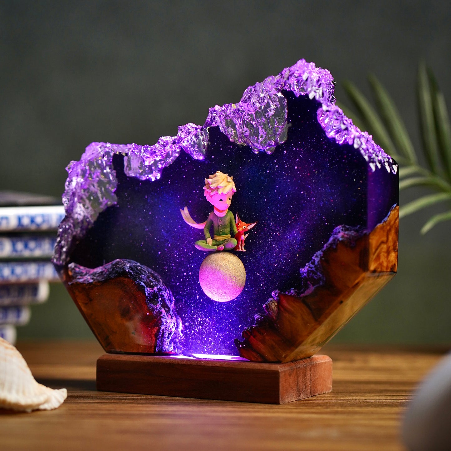 Asteroid B-612: Eternal Friendship Resin Lamp