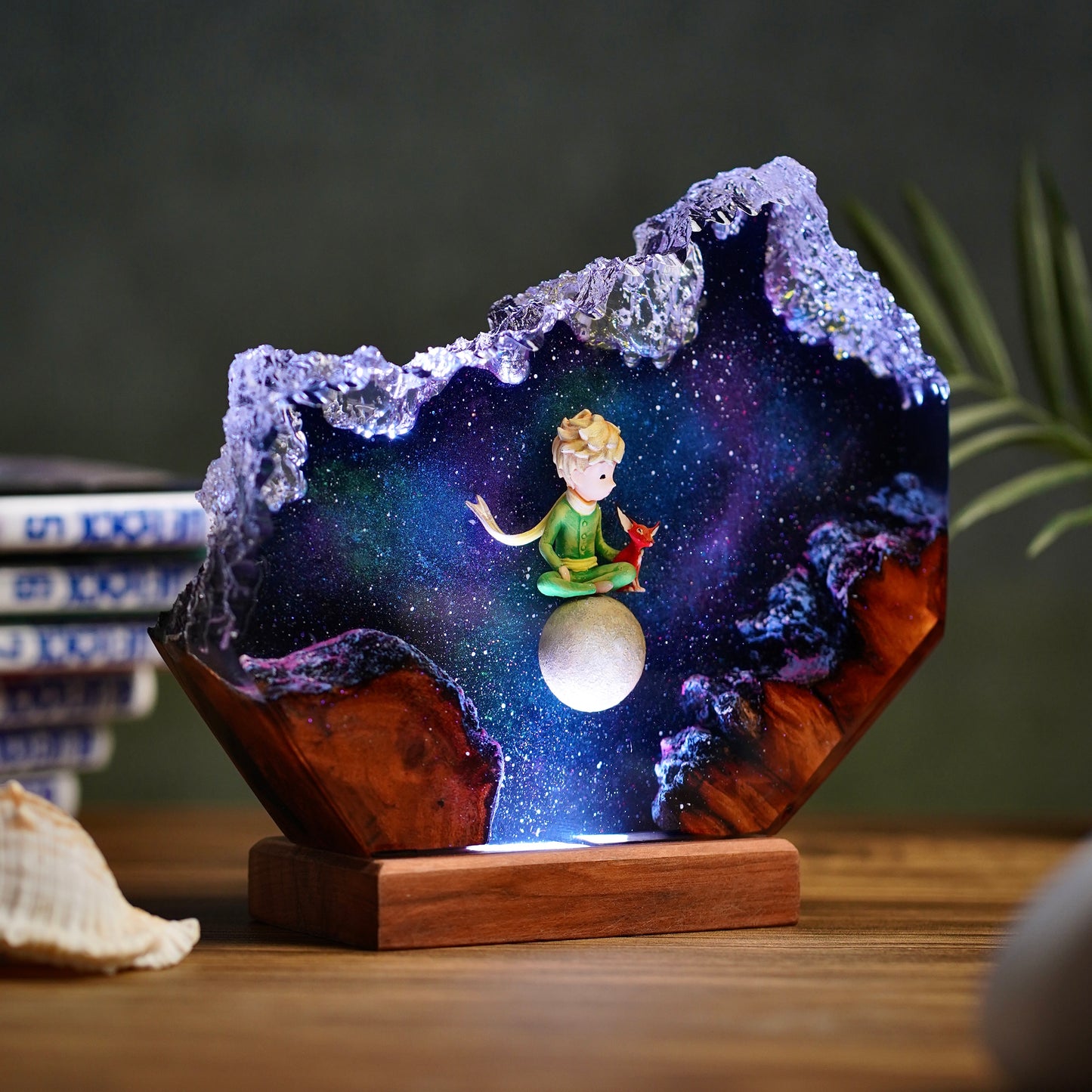 Asteroid B-612: Eternal Friendship Resin Lamp