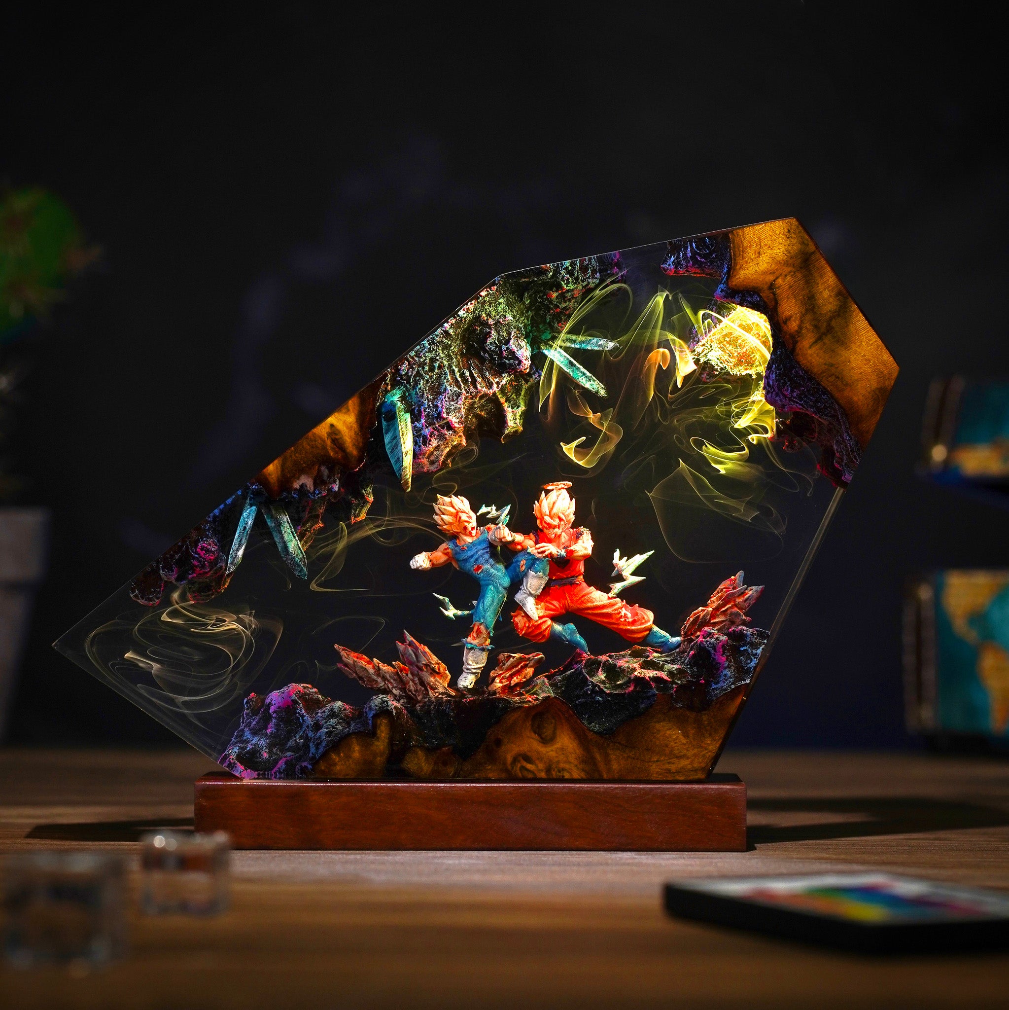 Goku vs Vegeta Resin Lamp – Super Saiyan Battle Scene