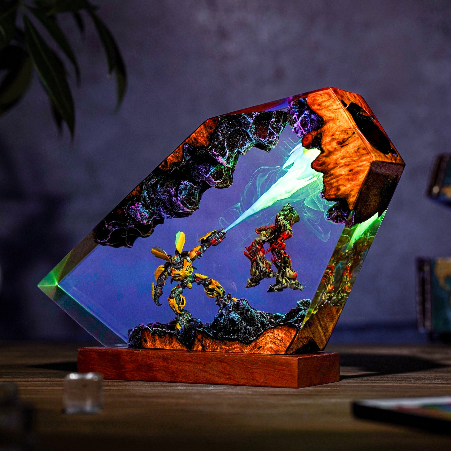 Sting of Victory: Robotic Resin Lamp