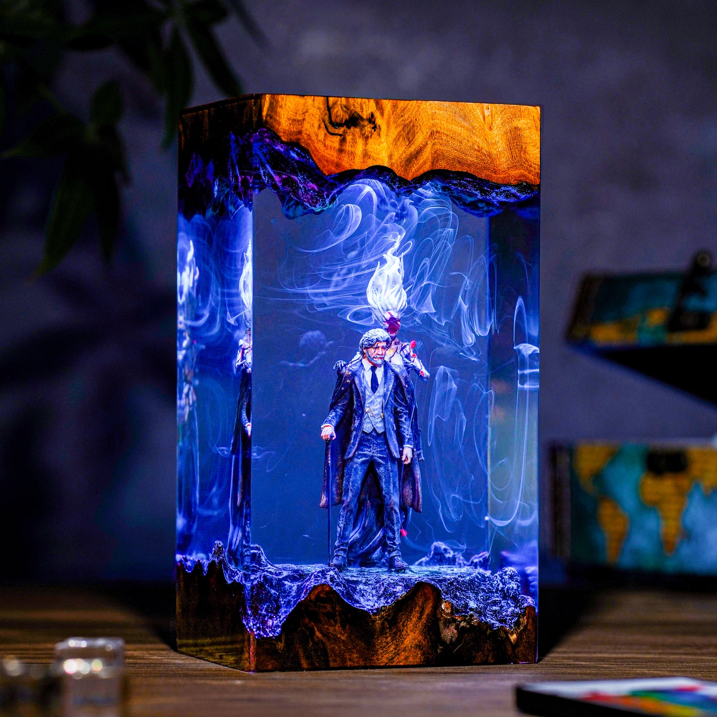 Golden Hour Impression: Artistic Night Light