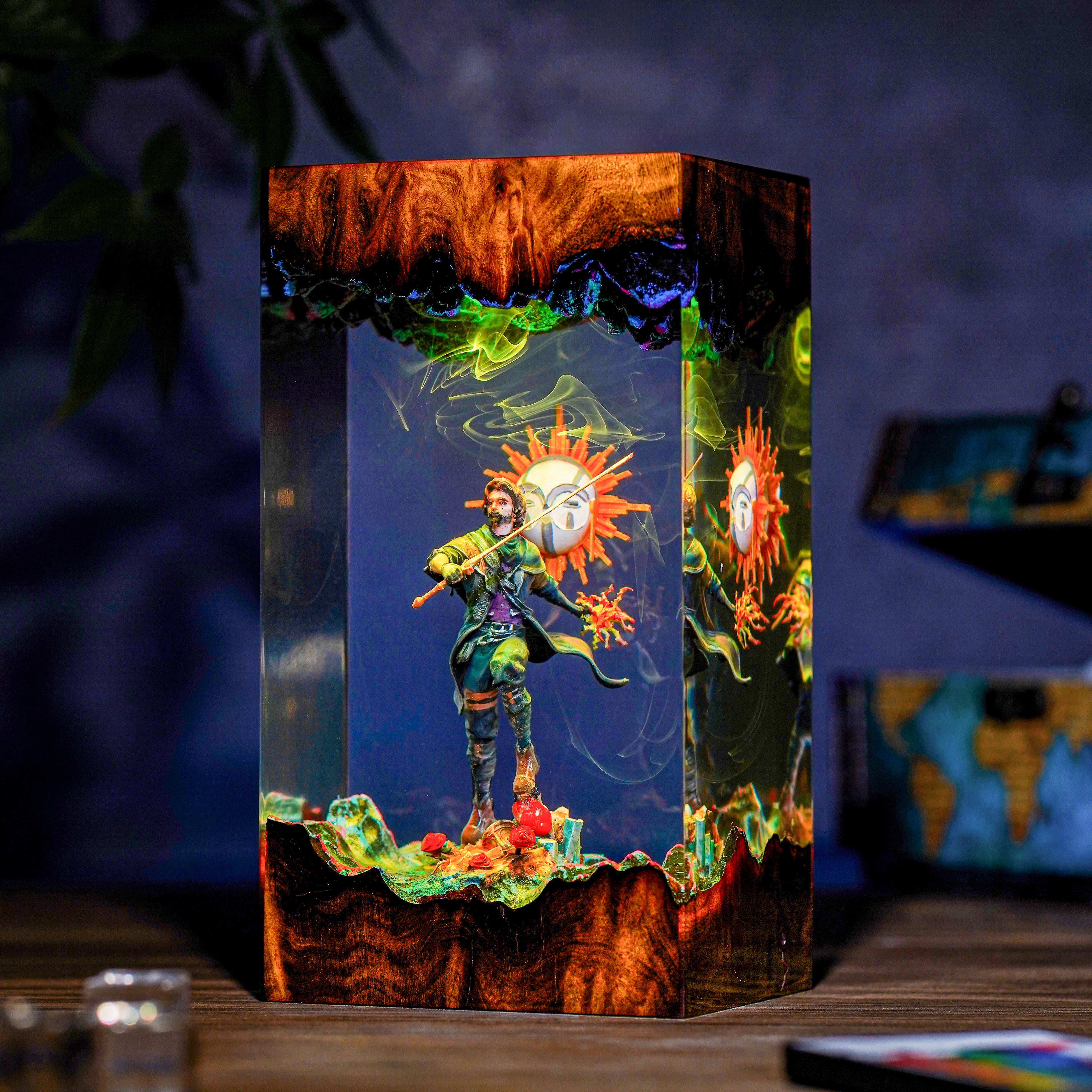 Gustave Clair Obscur Resin lamp