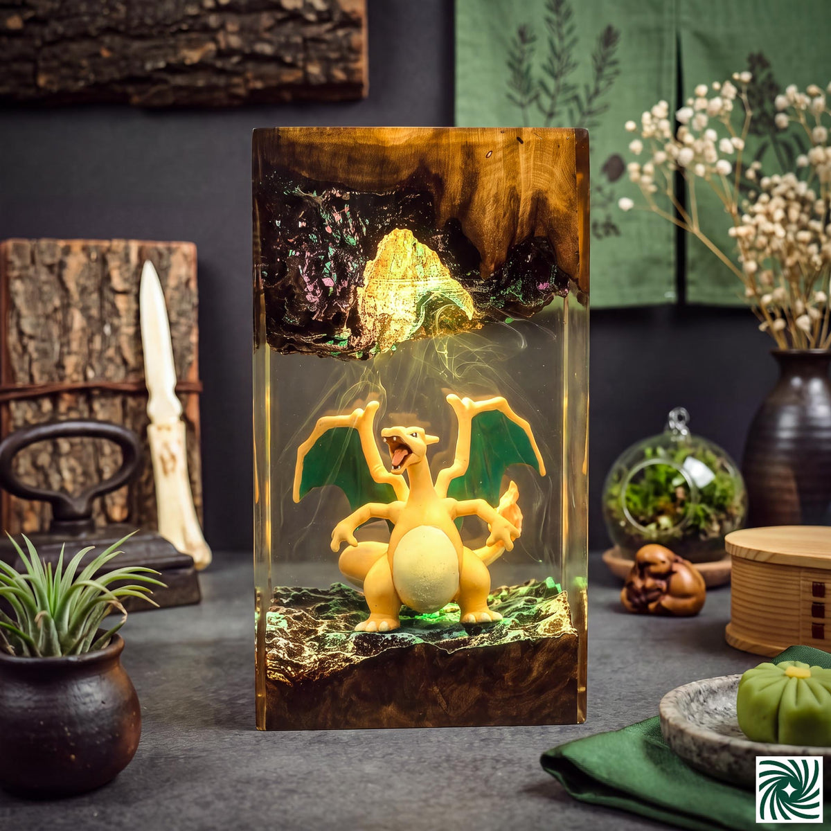 Charizard Resin Lamp