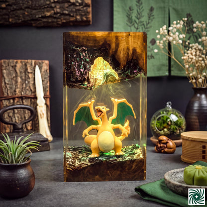 Charizard Resin Lamp
