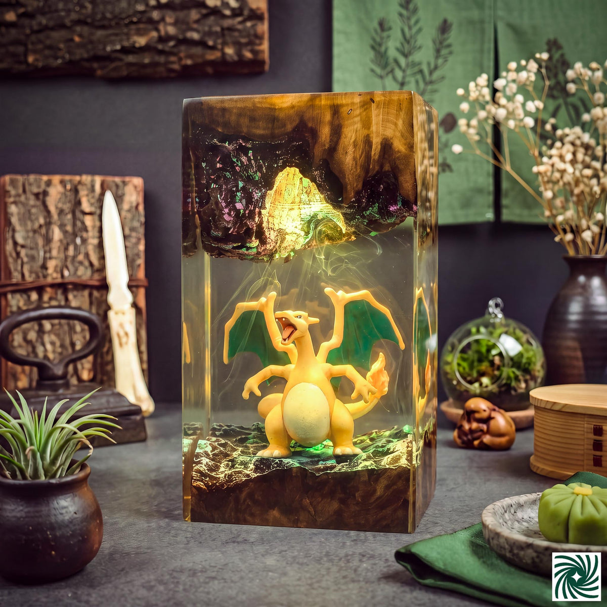 Charizard Resin Lamp