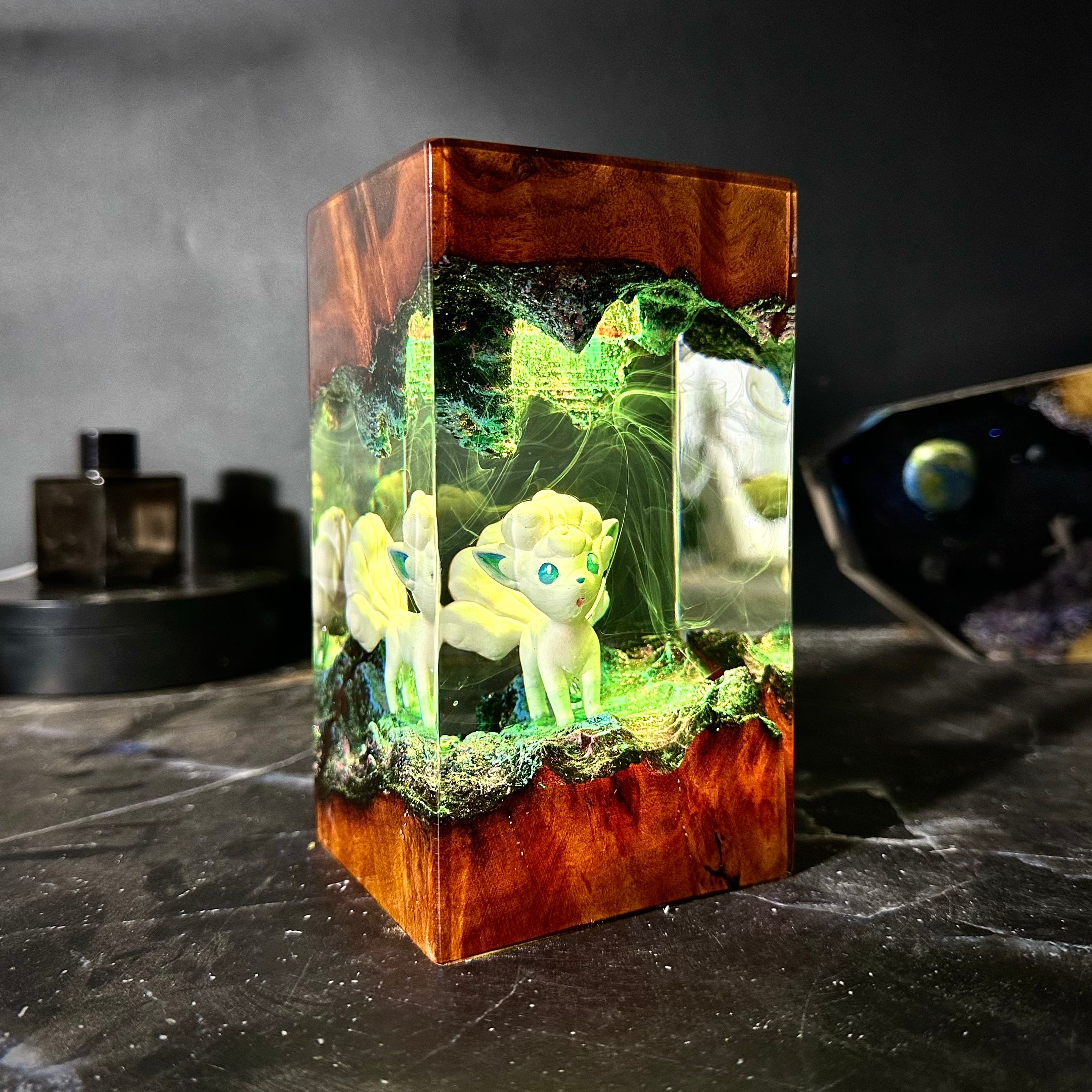 Alohan Pokemon Resin lamp