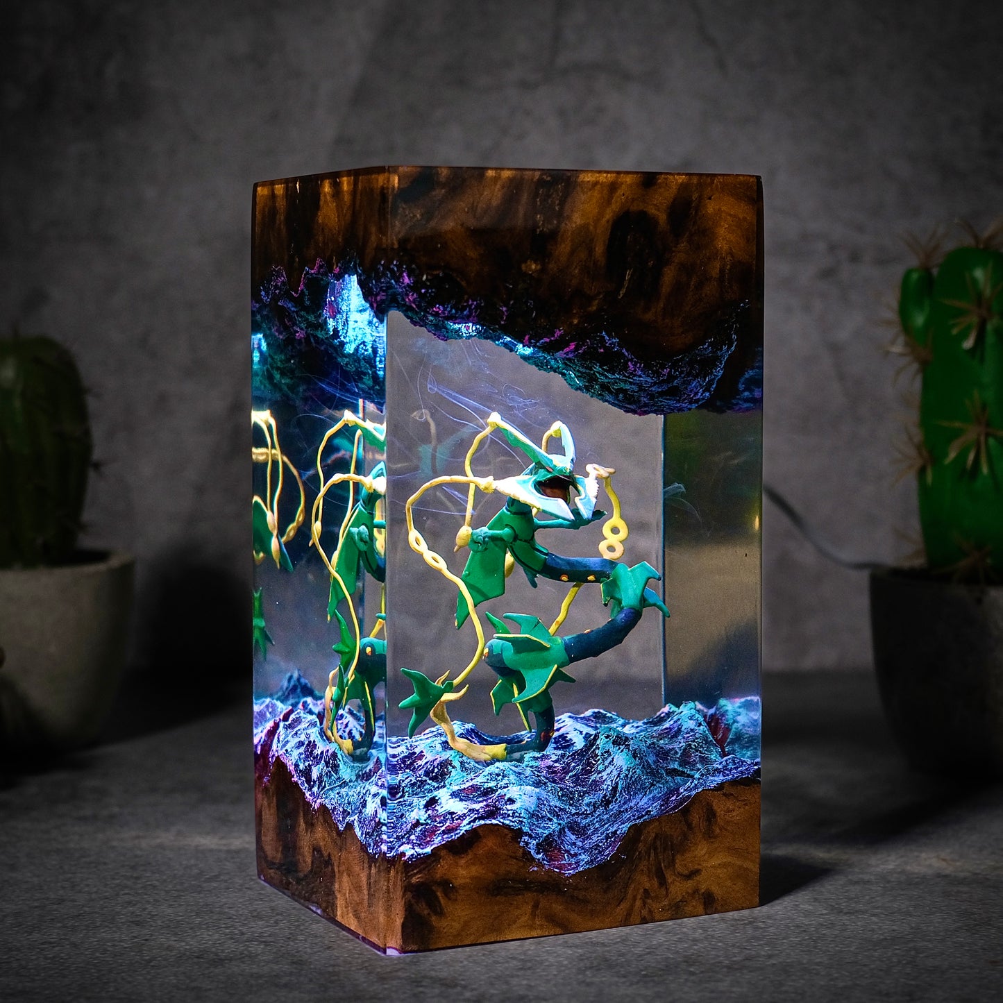 Ruler of the Clouds: Green Legend Resin Lamp