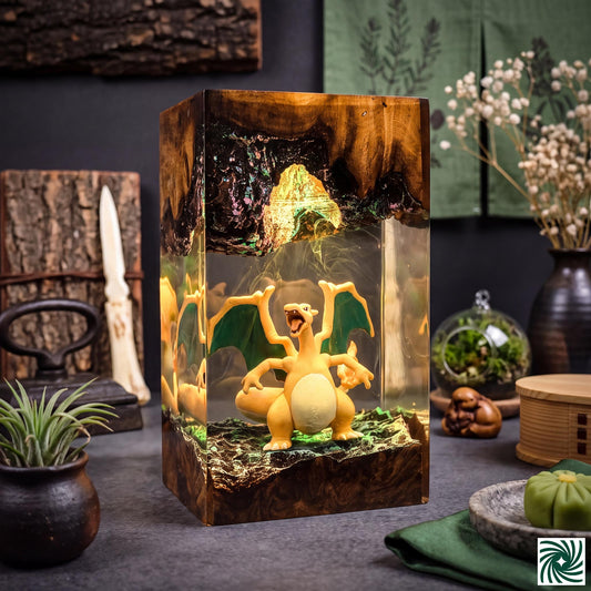 Charizard Resin Lamp