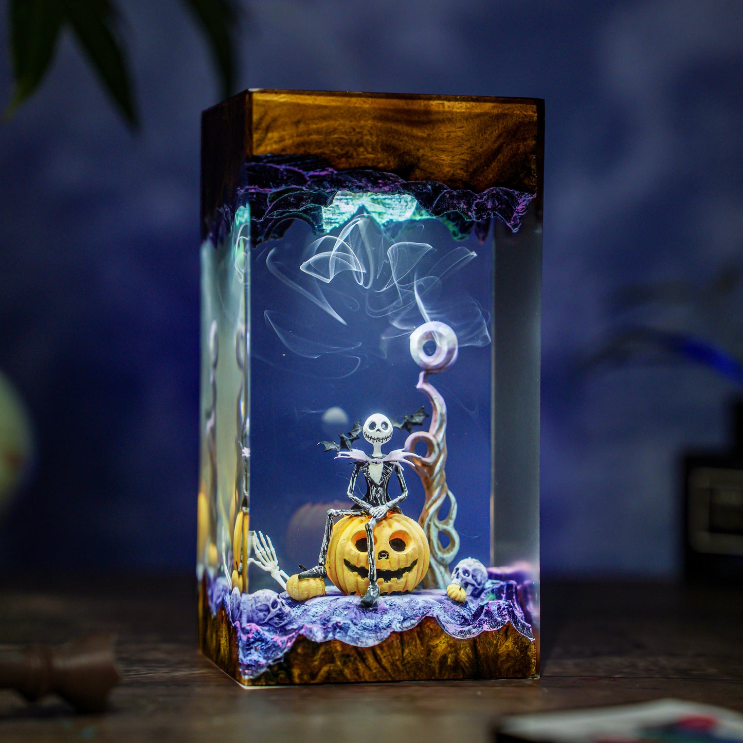 The Pumpkin King: Moonlight Resin Lamp