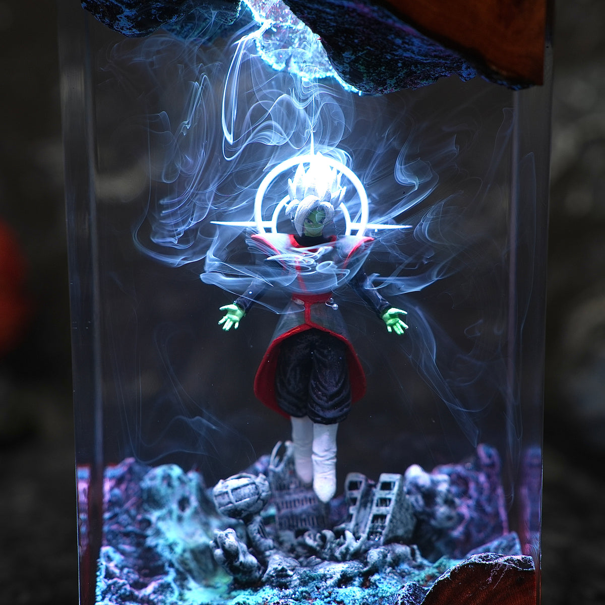 Zamasu Resin lamp
