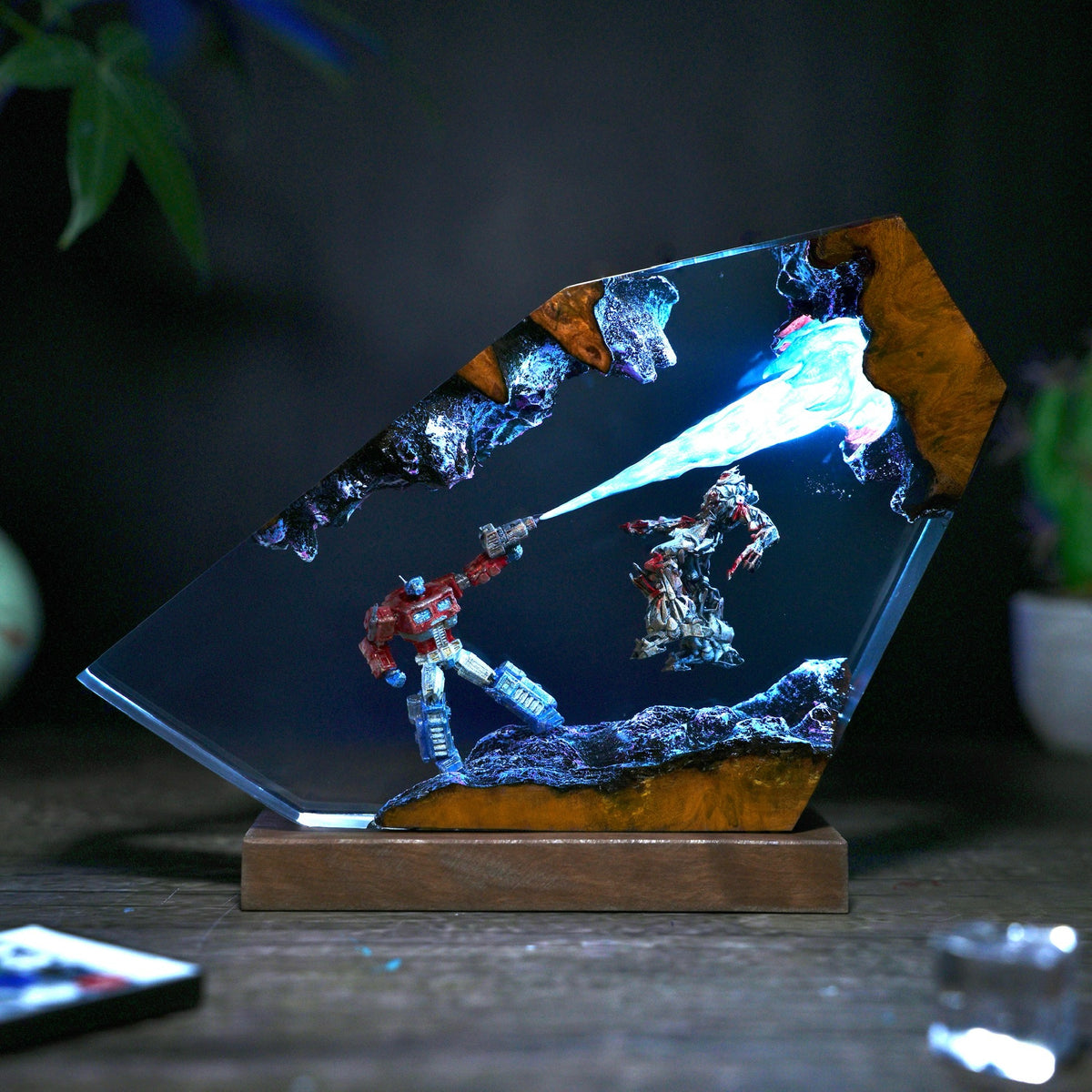 Optimus VS Megatron Resin lamp
