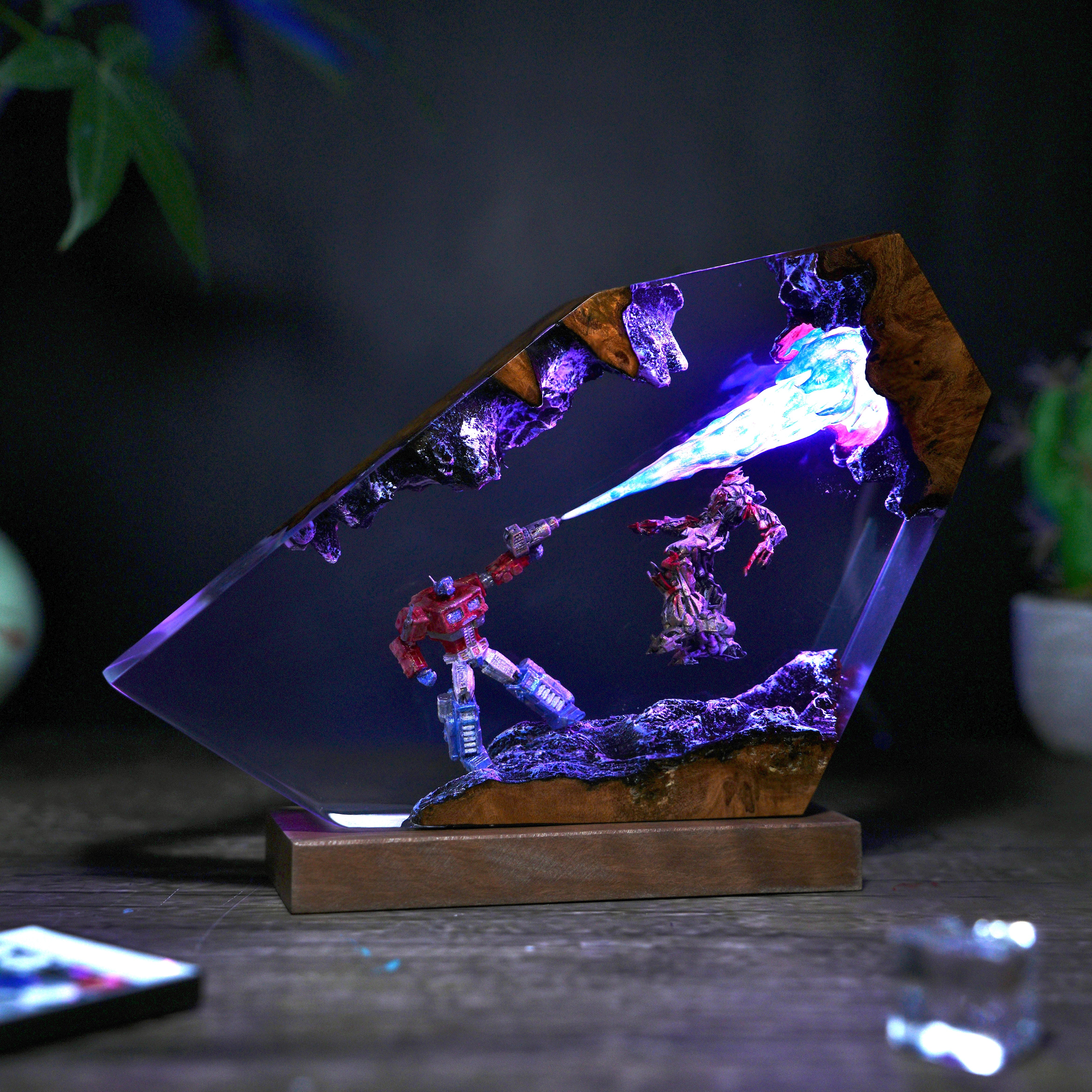 Optimus VS Megatron Resin lamp