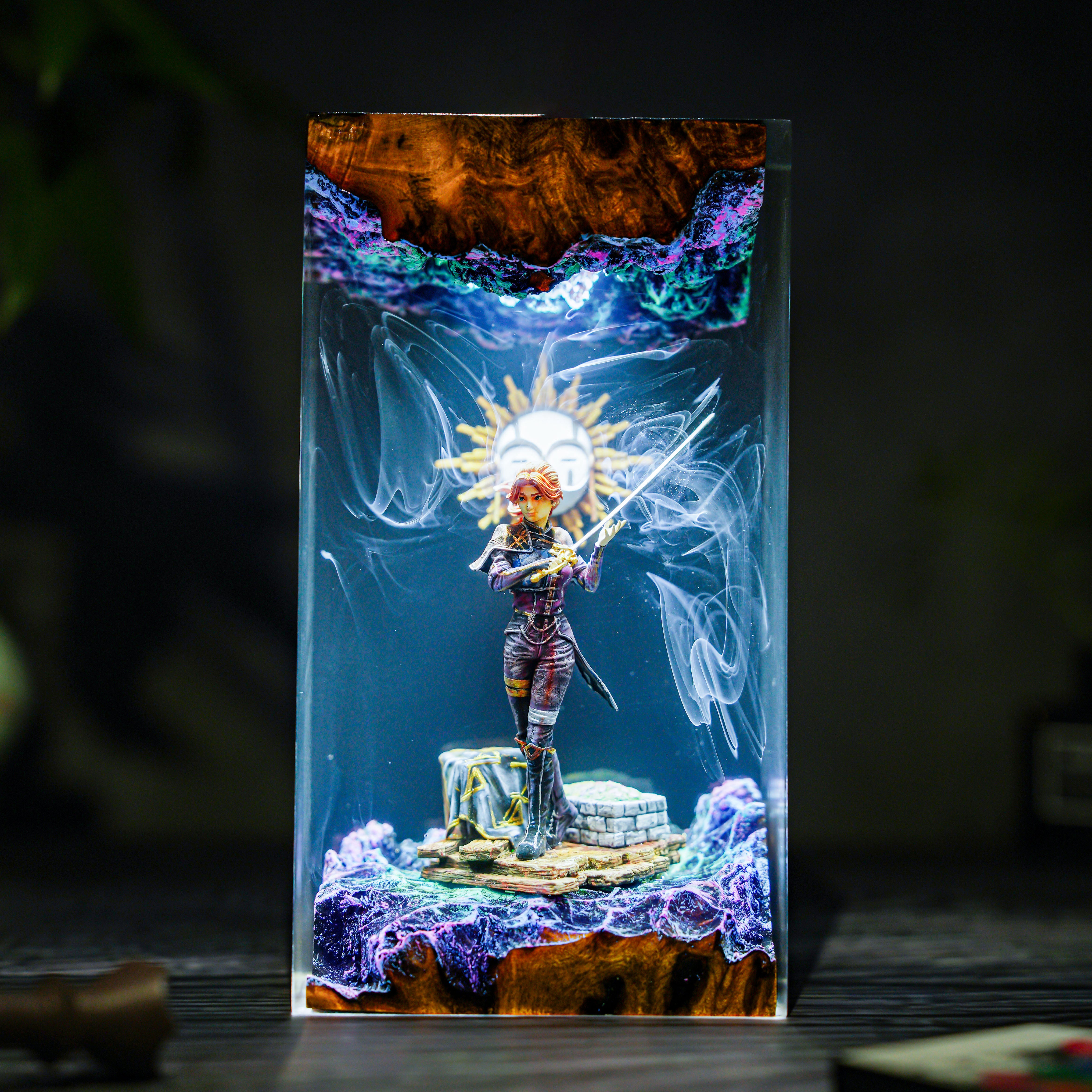 Maelle Clair Obscur Resin lamp