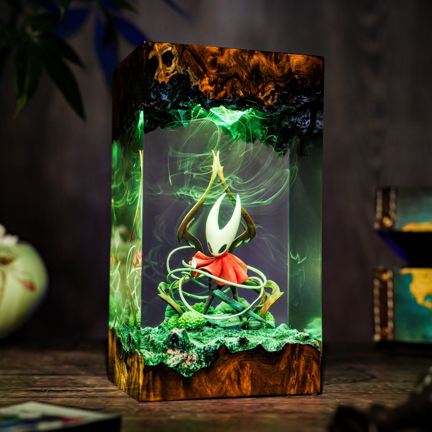 The Princess of Shells: Crimson Spirit Resin Lamp