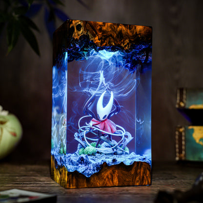 The Princess of Shells: Crimson Spirit Resin Lamp