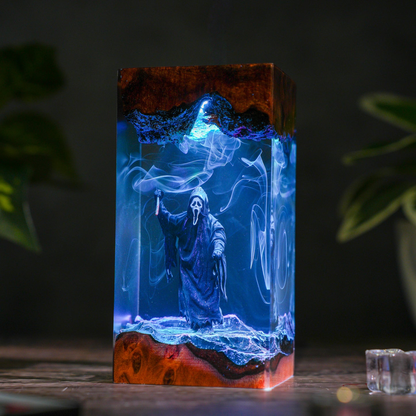 The Silent Scream: Ghostly Smoke Resin Lamp