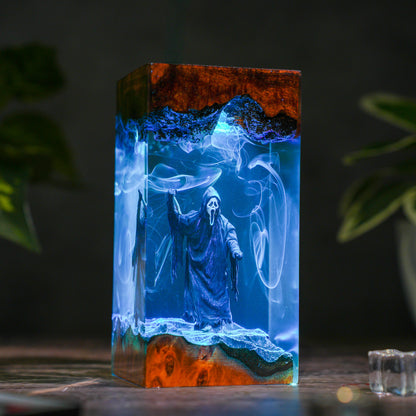The Silent Scream: Ghostly Smoke Resin Lamp