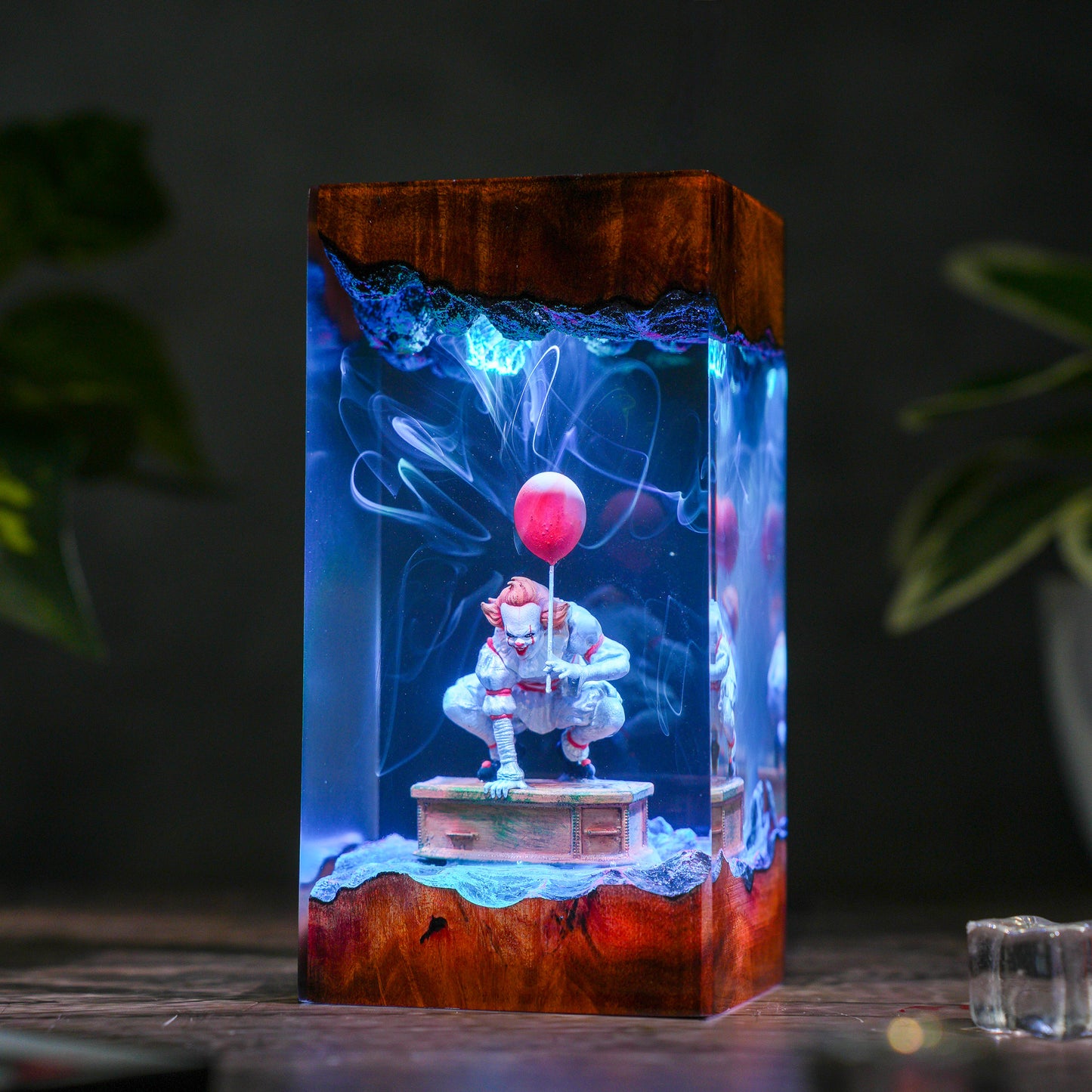 The Red Balloon: Haunted Clown Resin Lamp