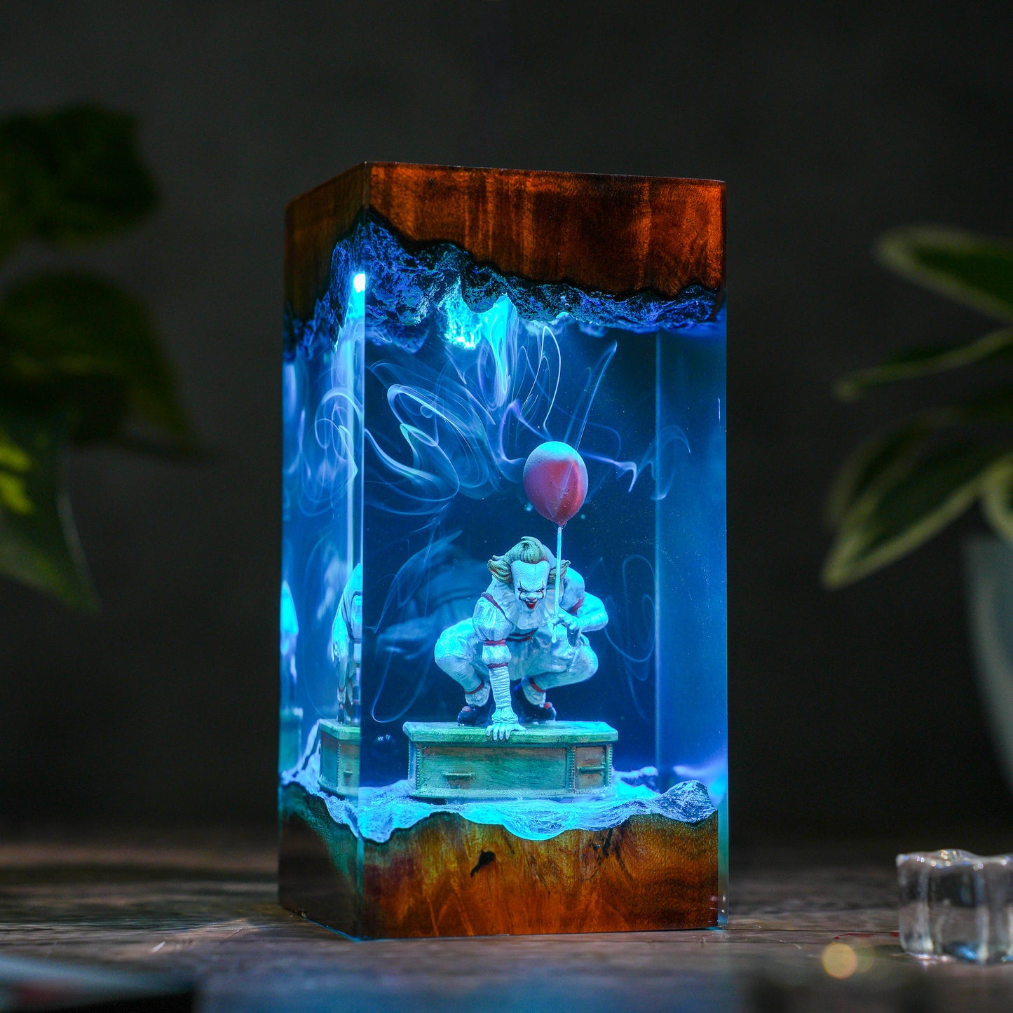 The Red Balloon: Haunted Clown Resin Lamp