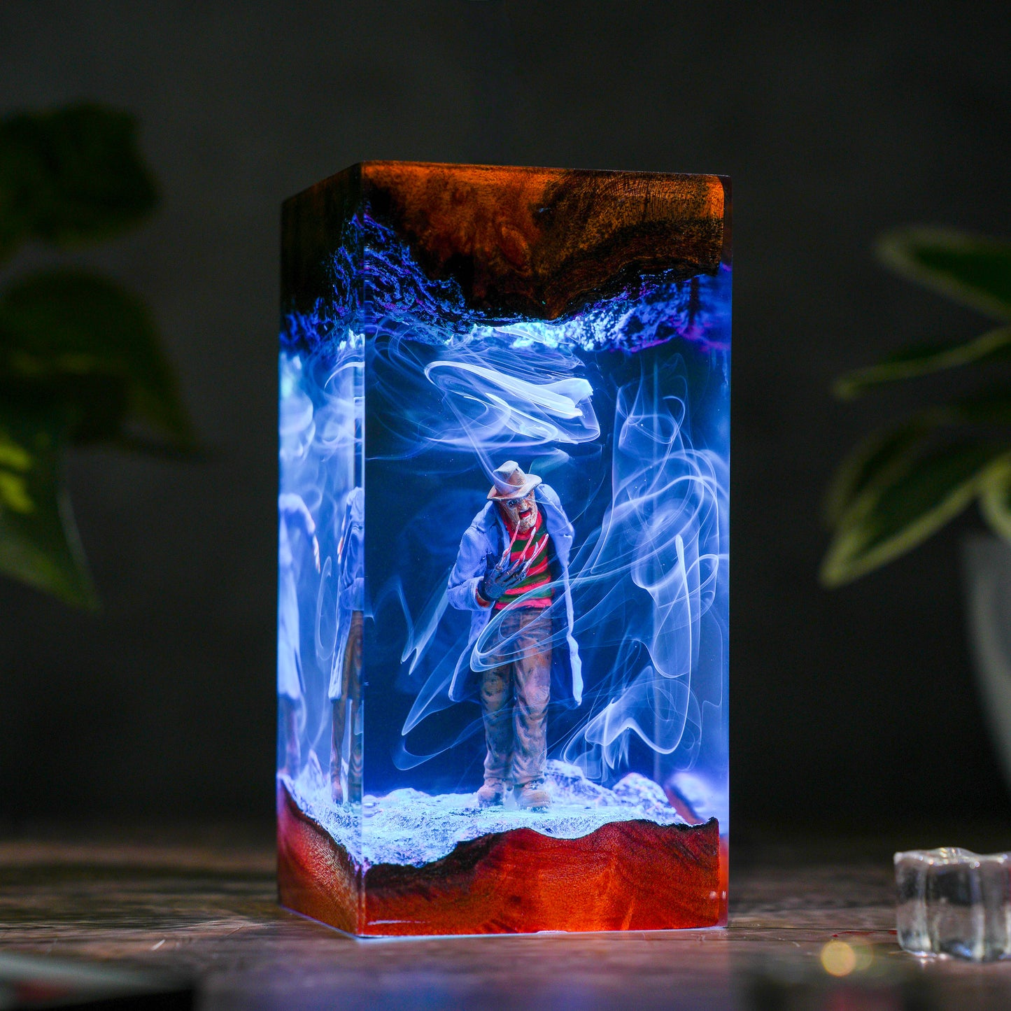 The Dream Stalker: Bladed Glove Resin Lamp