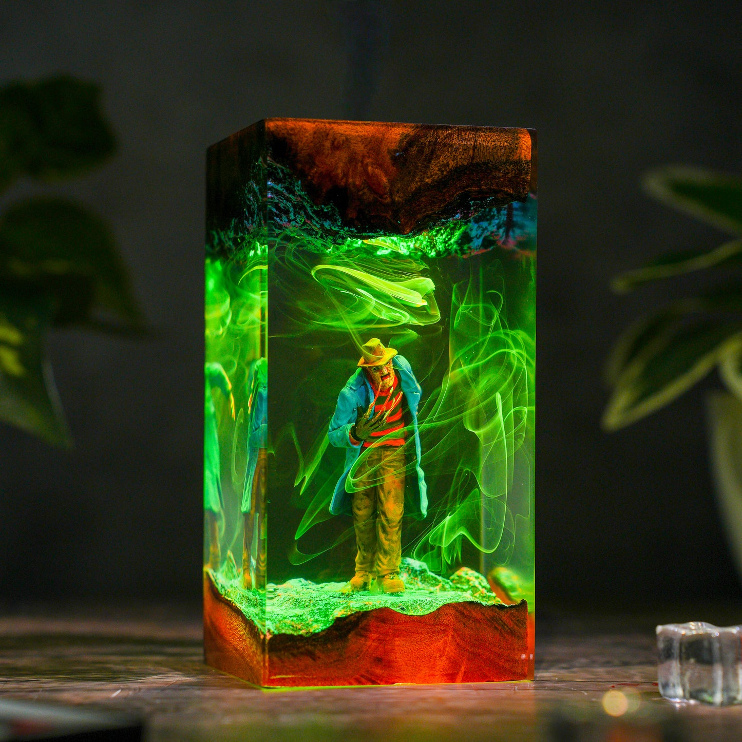 The Dream Stalker: Bladed Glove Resin Lamp
