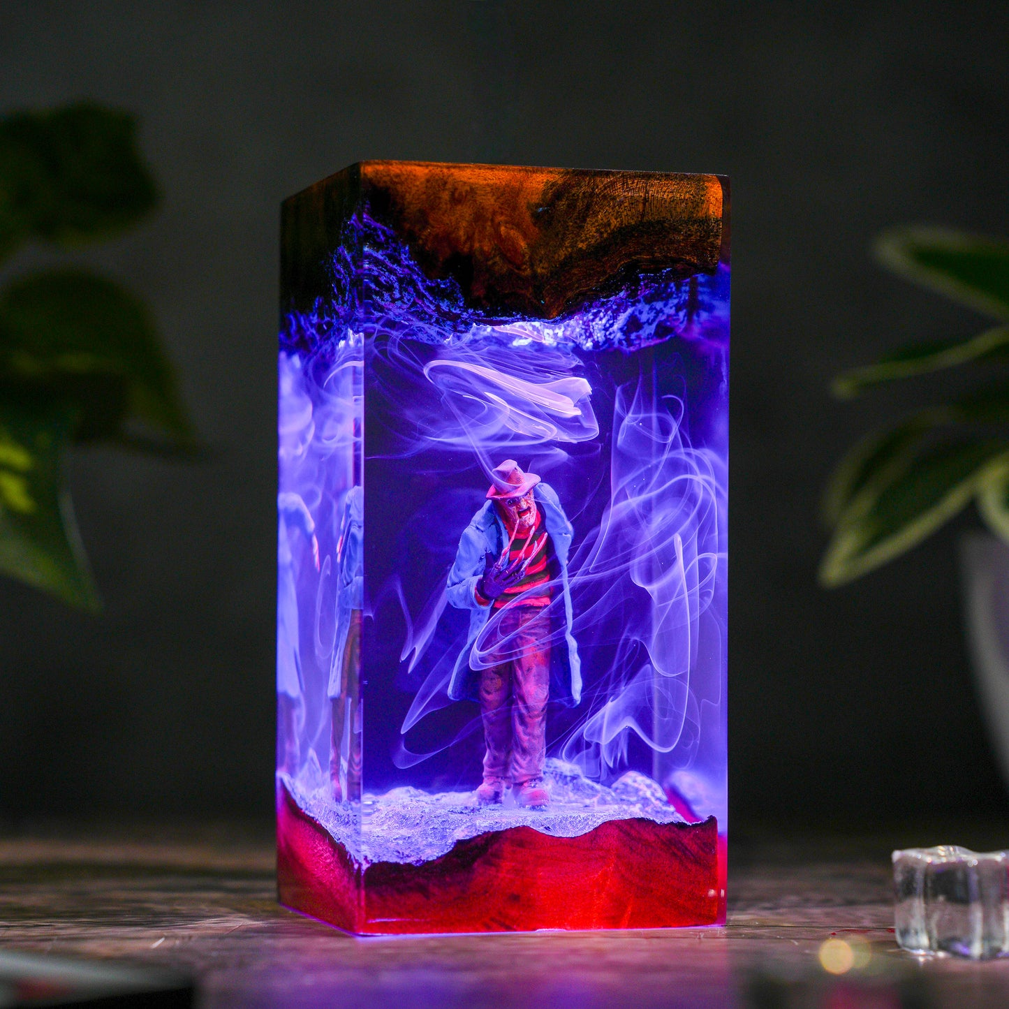 The Dream Stalker: Bladed Glove Resin Lamp