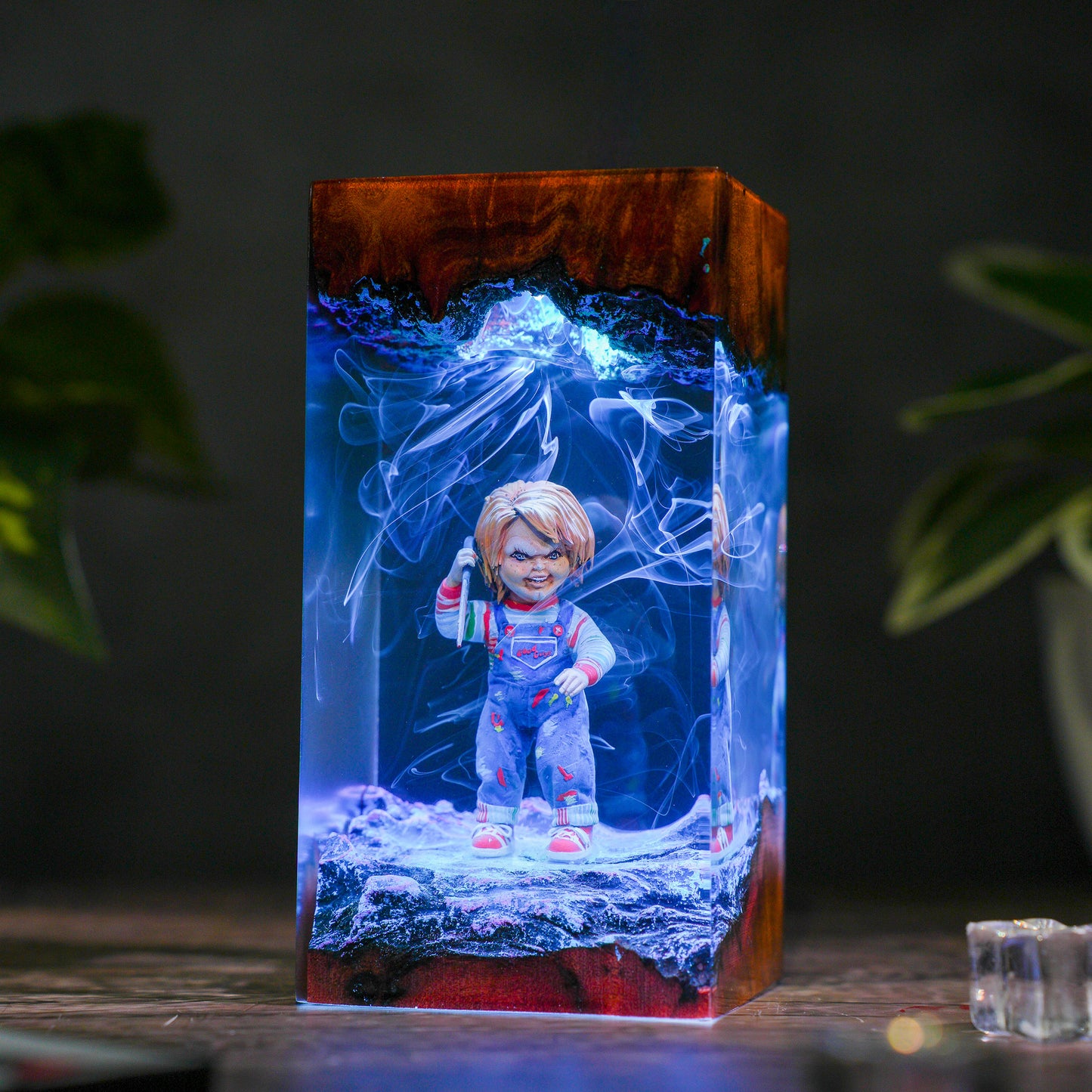 The Cursed Doll: Little Slasher Resin Lamp