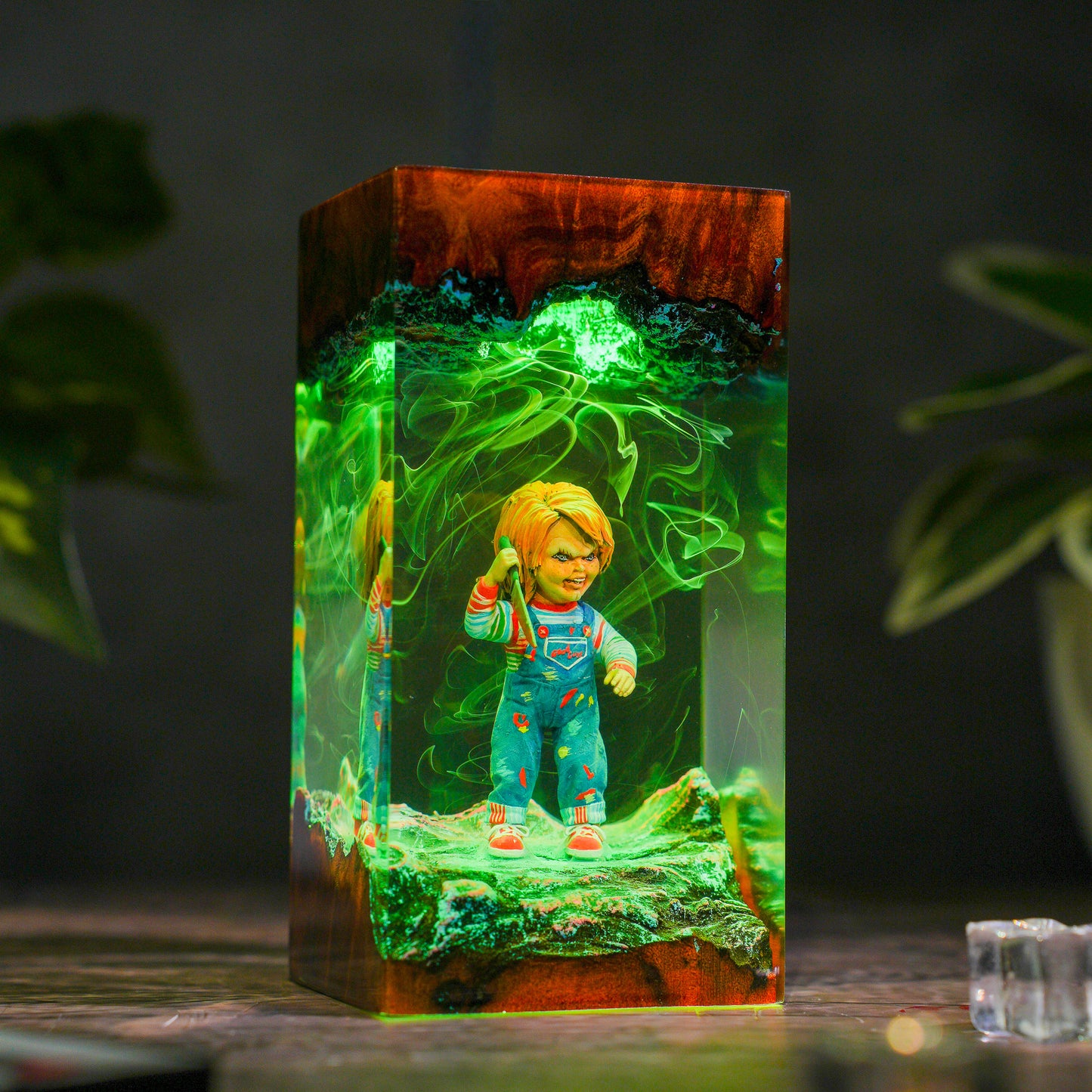 The Cursed Doll: Little Slasher Resin Lamp