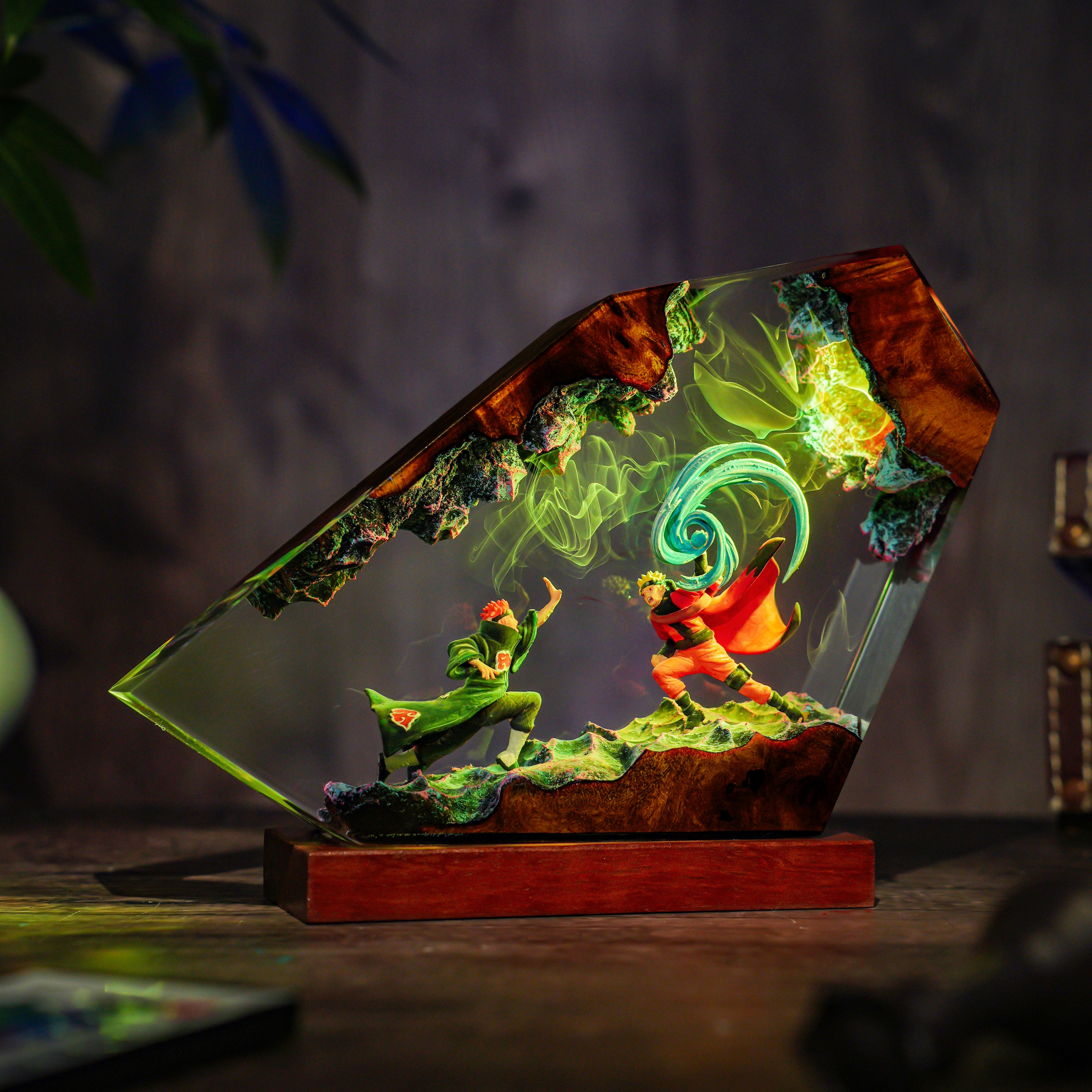 Naruto vs Pain Resin Lamp