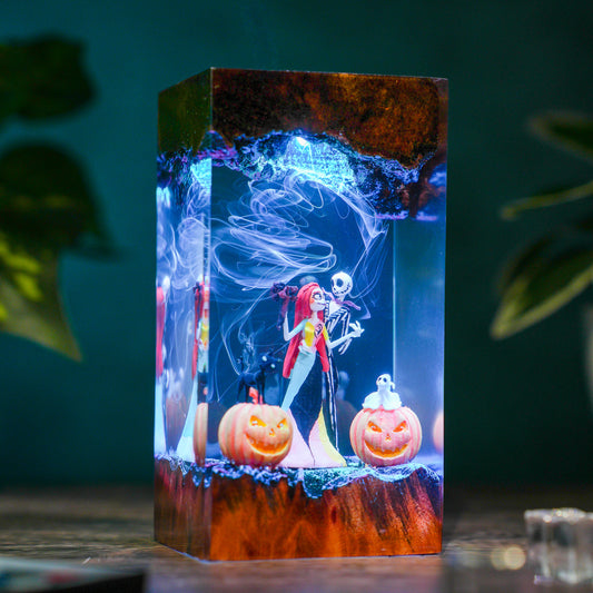 The Pumpkin King & Ragdoll: Haunted Love Resin Lamp