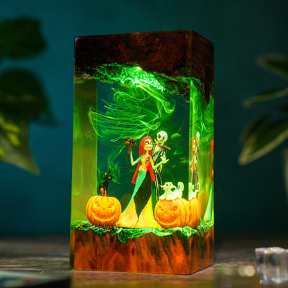 The Pumpkin King & Ragdoll: Haunted Love Resin Lamp
