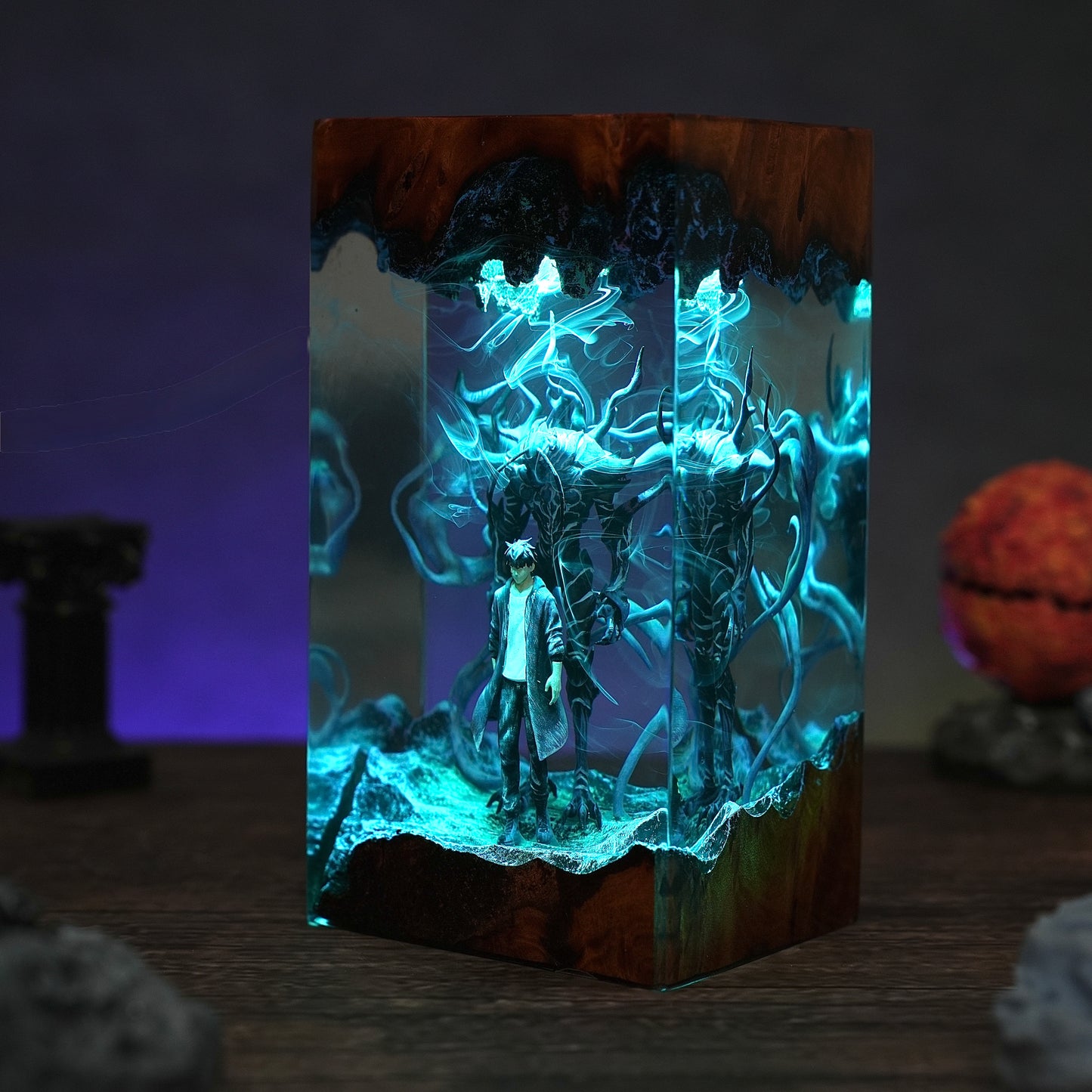 The Shadow Monarch: Loyal Ant Commander Resin Lamp