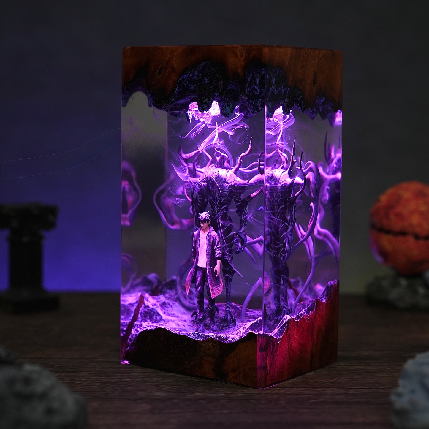 The Shadow Monarch: Loyal Ant Commander Resin Lamp