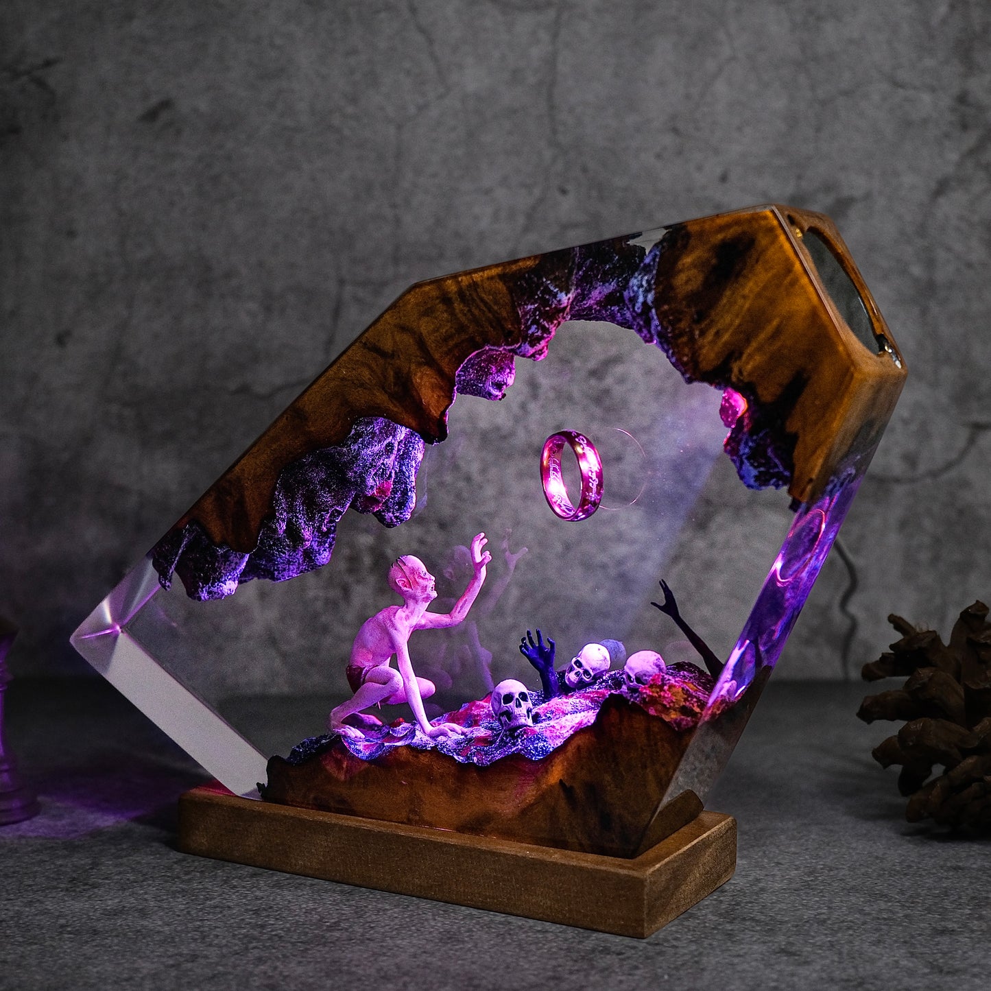 The Ring Seeker: Abyssal Shadow Resin Lamp