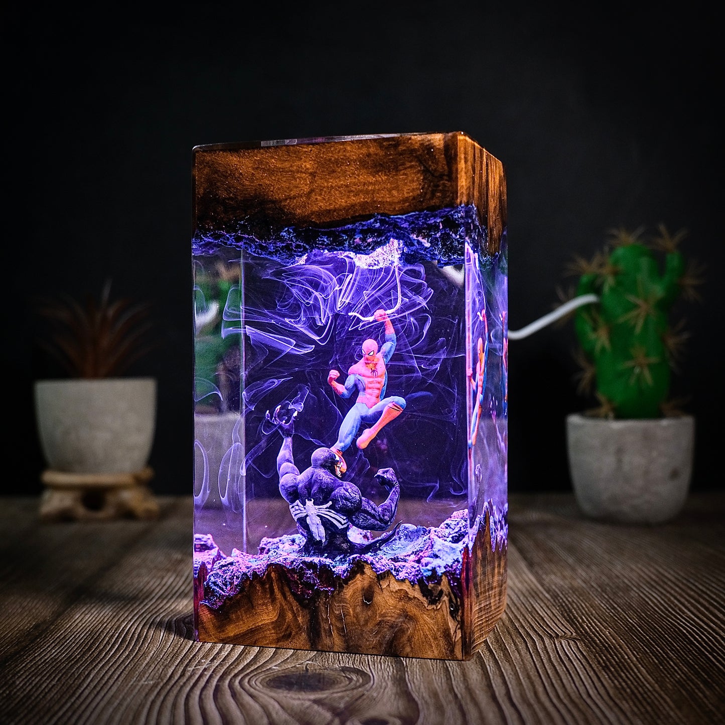 Sticky Webs & Dark Ooze: The Ultimate Duel Resin Lamp