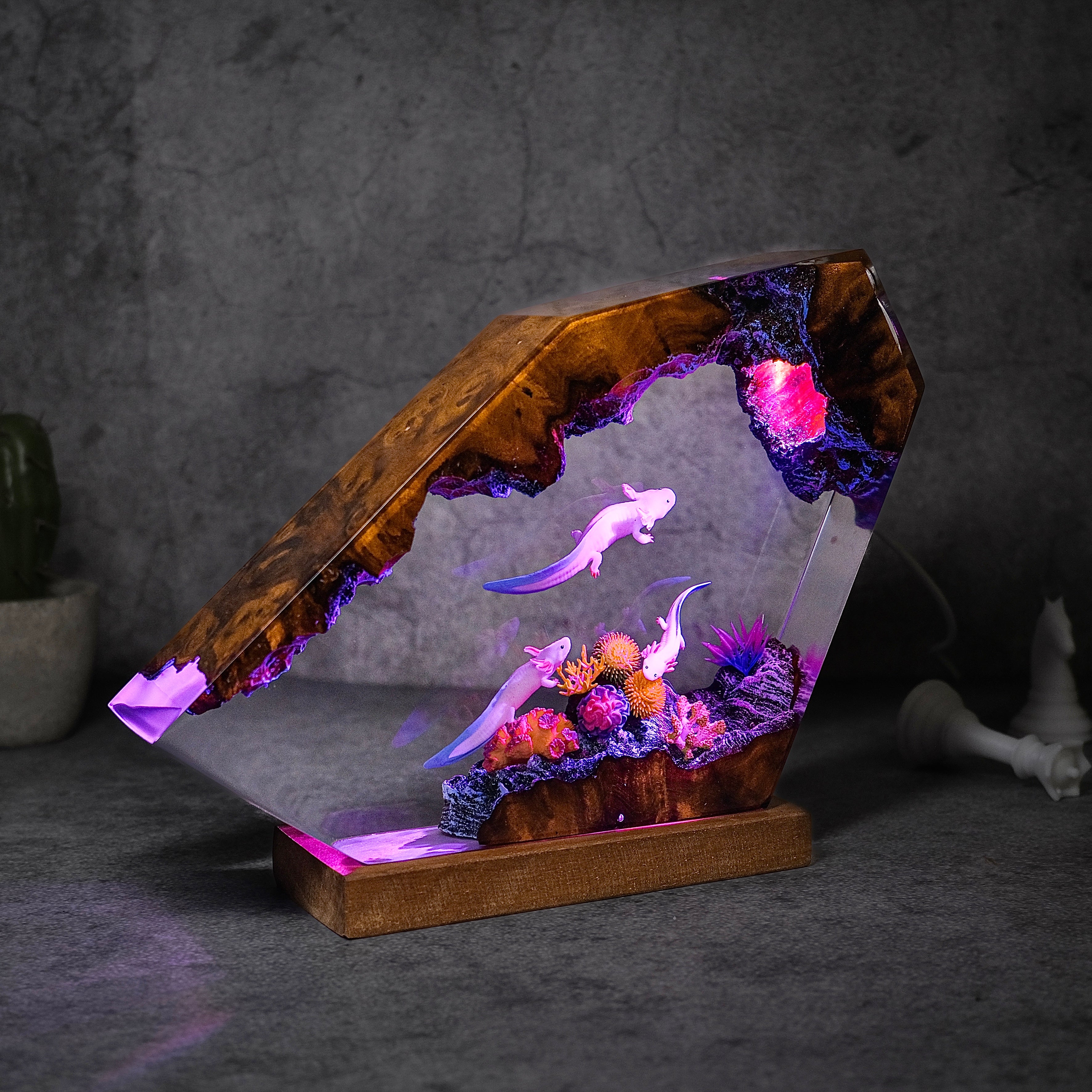 Axoltl in the sea Resin lamp