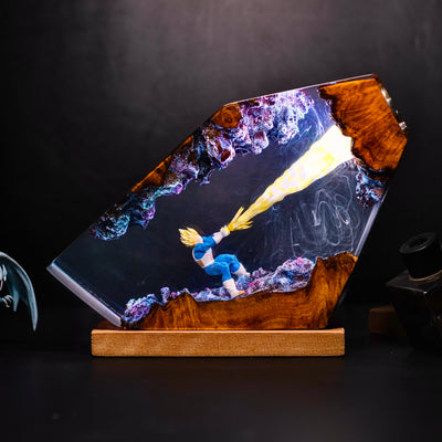 Vegeta Resin lamp